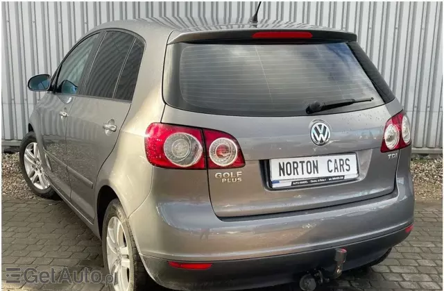 VOLKSWAGEN Golf 1.9 TDI (105 KM) Plus