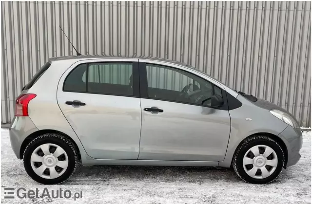 TOYOTA Yaris 1.0 i VVT-i (69 KM)