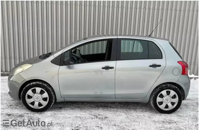 TOYOTA Yaris 1.0 i VVT-i (69 KM)