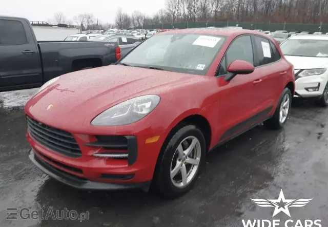 PORSCHE Macan 