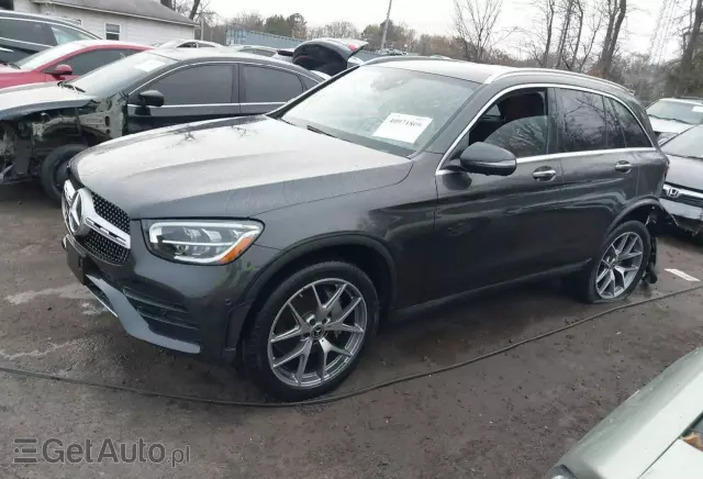 MERCEDES-BENZ GLC 