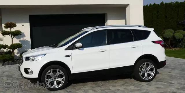 FORD Kuga 1.5 EcoBoost FWD Titanium ASS