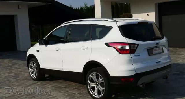 FORD Kuga 1.5 EcoBoost FWD Titanium ASS