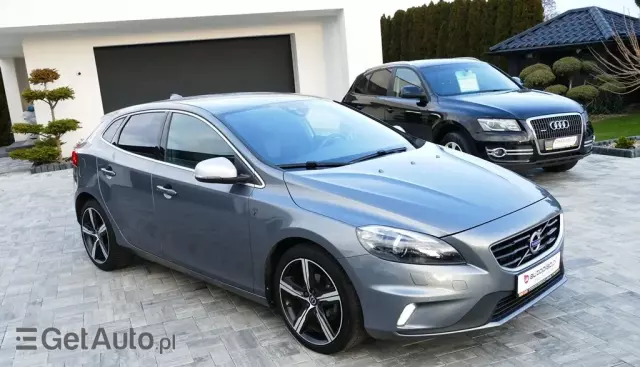 VOLVO V40 D2 Drive-E R-Design Kinetic