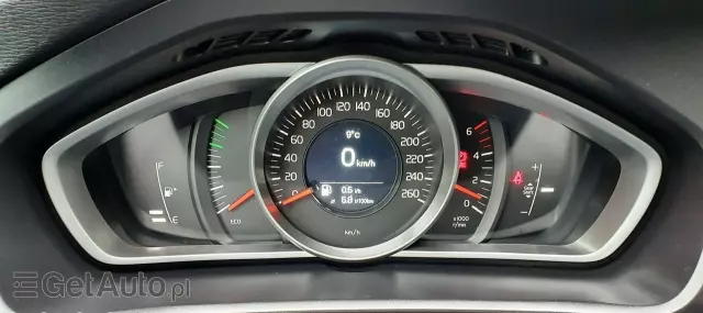 VOLVO V40 D3 Drive-E Momentum