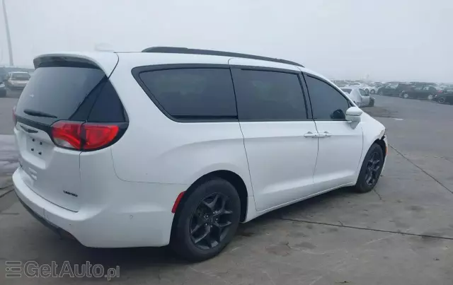 CHRYSLER Pacifica 