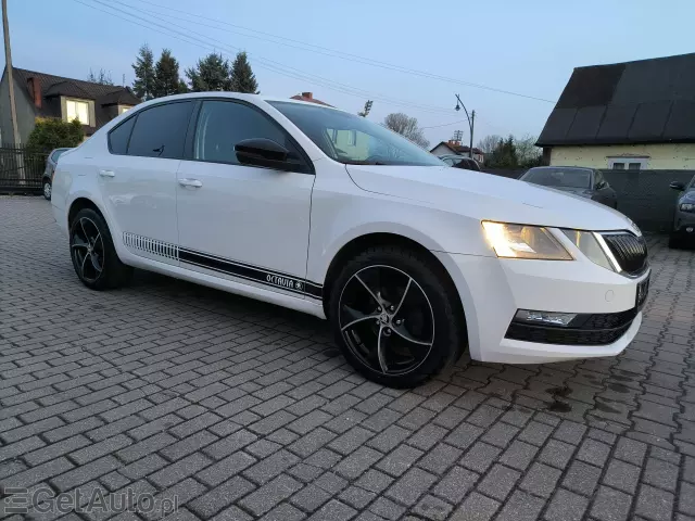 SKODA Octavia Ambition DSG