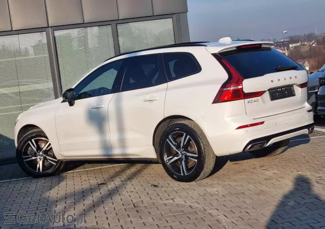 VOLVO XC 60 D5 AWD R-Design