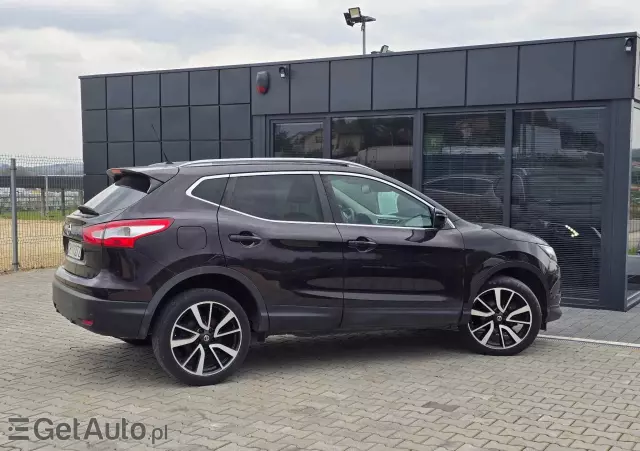 NISSAN Qashqai 1.6 DCi 4x4 Tekna