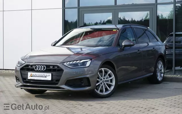 AUDI A4 40 TDI Advanced S tronic