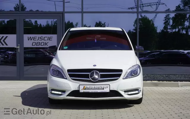 MERCEDES-BENZ Klasa B 180 BlueEFFICIENCY Edition