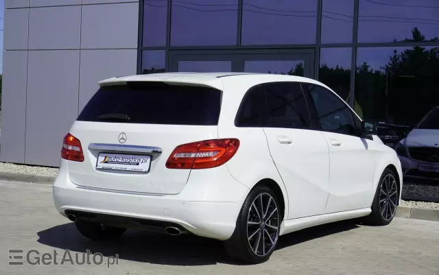 MERCEDES-BENZ Klasa B 180 BlueEFFICIENCY Edition