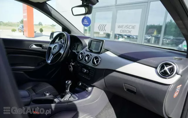 MERCEDES-BENZ Klasa B 180 BlueEFFICIENCY Edition