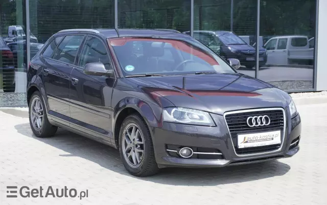 AUDI A3 1.6 TDI Attraction