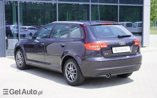 AUDI A3 1.6 TDI Attraction