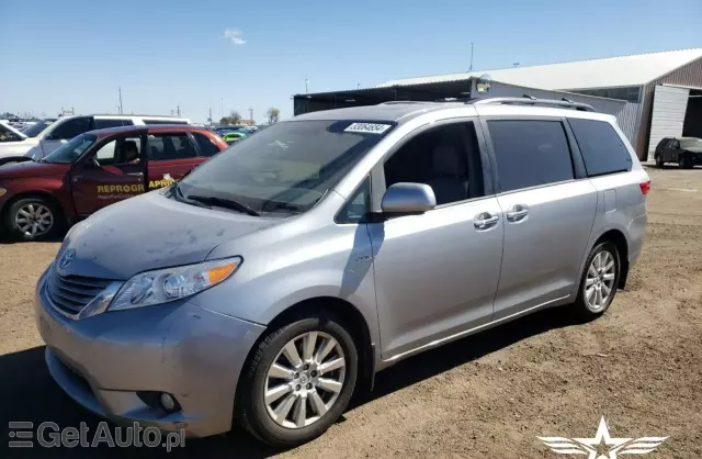 TOYOTA Sienna 