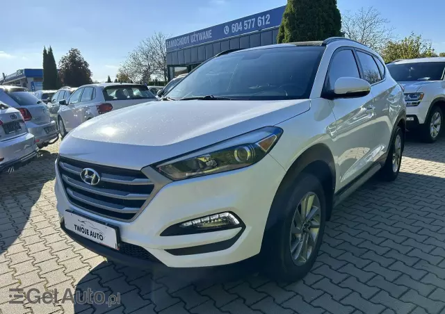 HYUNDAI Tucson 