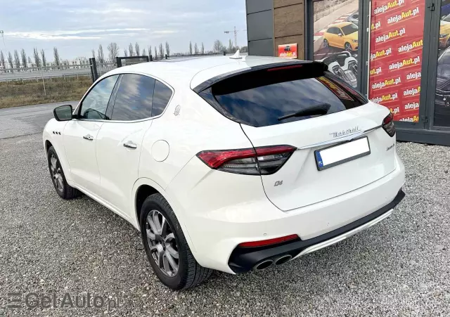 MASERATI Levante Q4