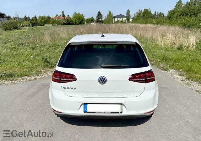 VOLKSWAGEN Golf E-Golf