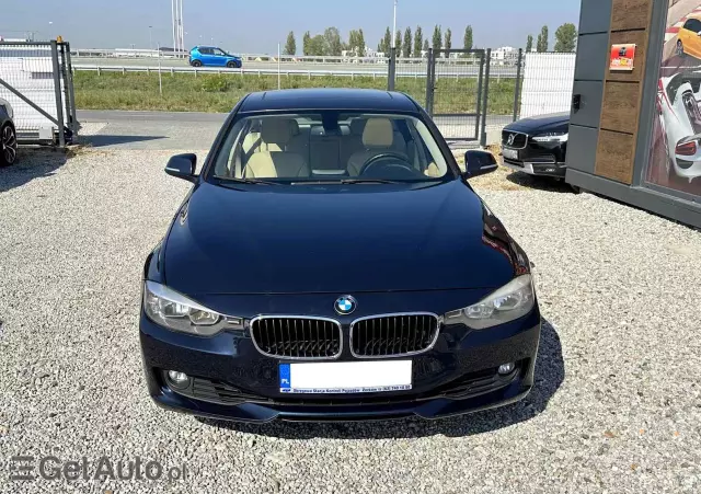 BMW Seria 3 328i Modern Line