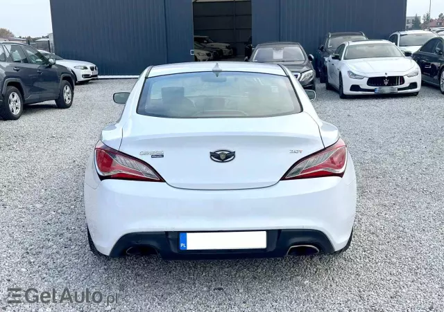 HYUNDAI Genesis Coupe 2.0 T Automatik