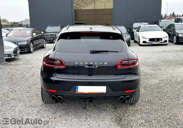 PORSCHE Macan S PDK