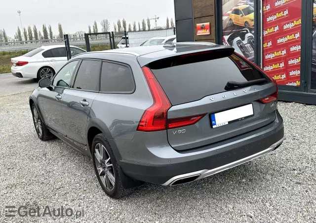 VOLVO V90 Cross Country T6 AWD Pro