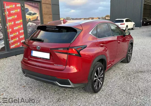 LEXUS NX 300h Elegance + Business AWD