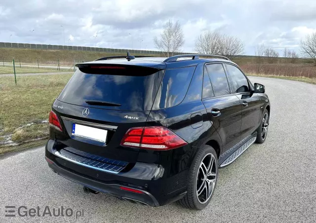 MERCEDES-BENZ GLE 450 AMG 4Matic 9G-TRONIC AMG Line