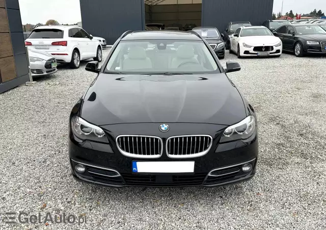 BMW Seria 5 525d xDrive Luxury Line