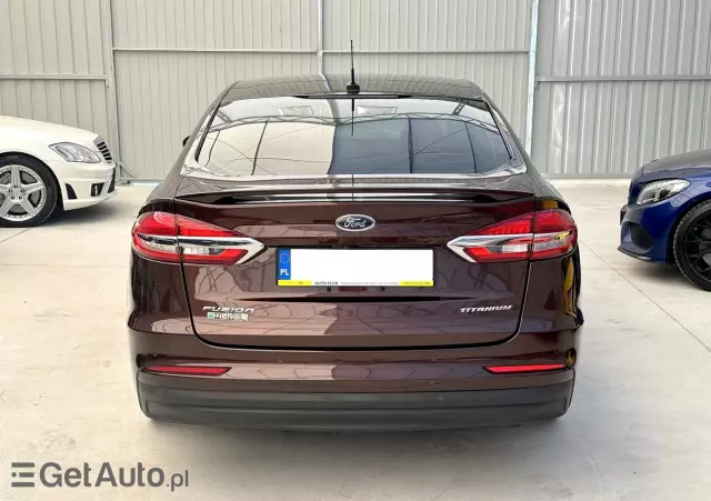 FORD Mondeo 2.0 Hybrid Titanium