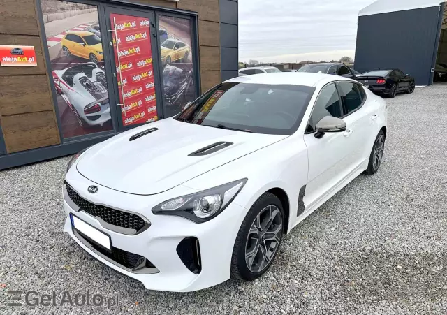 KIA Stinger 2.0 T-GDI GT Line