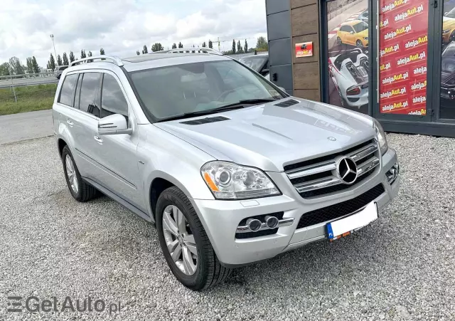 MERCEDES-BENZ GL 350 BlueTEC 4Matic 7G-TRONIC