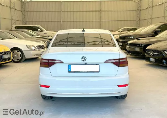 VOLKSWAGEN Jetta 1.4 TSI BMT Highline DSG