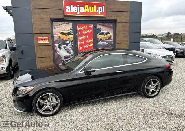 MERCEDES-BENZ Klasa C 300 Coupe 9G-TRONIC