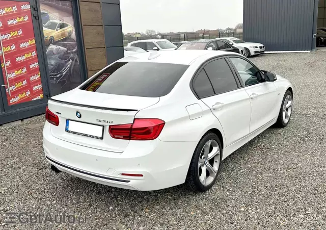 BMW Seria 3 320d xDrive Sport Line