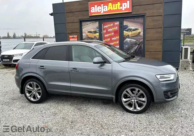 AUDI Q3 2.0 TFSI Quattro Design S tronic