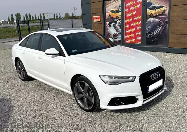 AUDI S6 