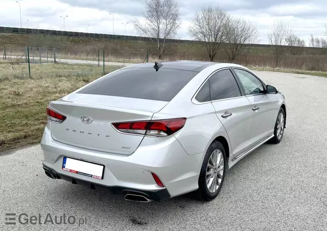 HYUNDAI Sonata 