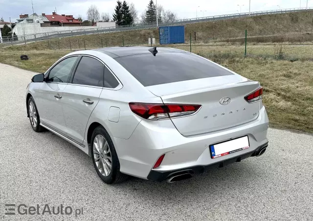 HYUNDAI Sonata 