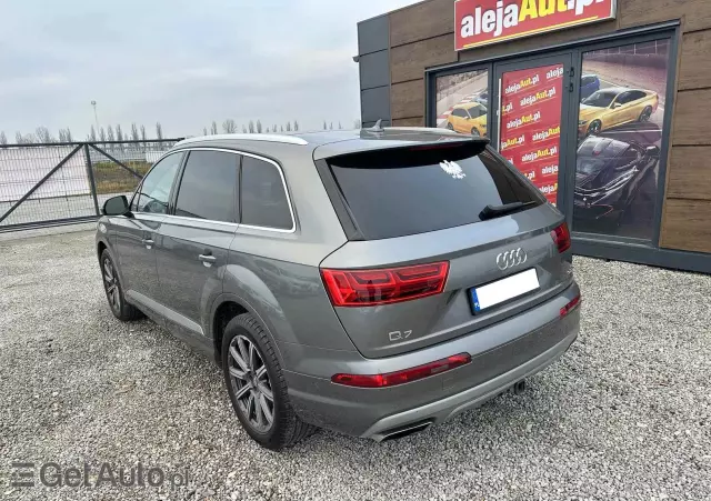 AUDI Q7 3.0 TFSI Quattro Tiptronic