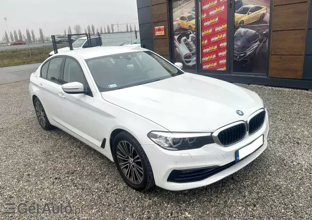 BMW Seria 5 518d Luxury Line