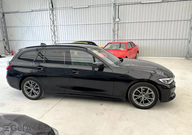 BMW Seria 3 318d Sport Line Shadow