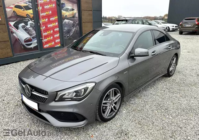 MERCEDES-BENZ CLA 220 4-Matic AMG Line