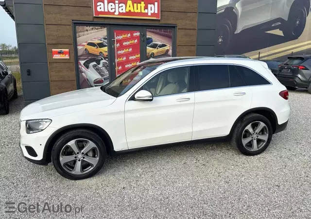 MERCEDES-BENZ GLC 300 4Matic 9G-TRONIC