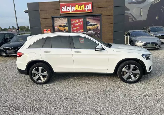 MERCEDES-BENZ GLC 300 4Matic 9G-TRONIC