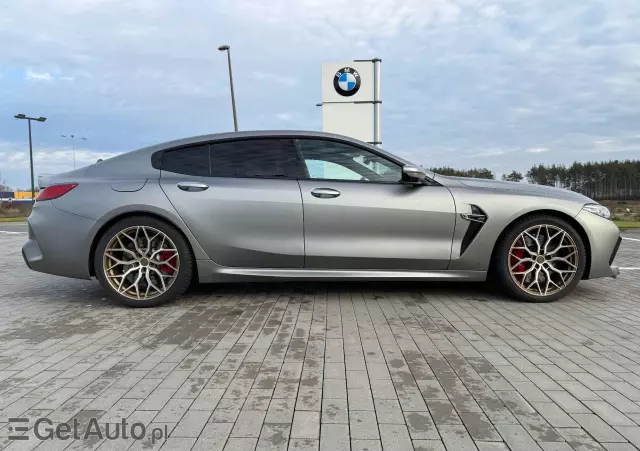 BMW M8 Standard