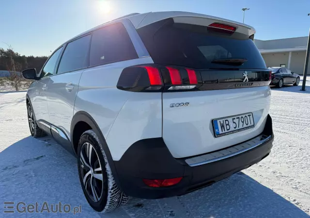 PEUGEOT 5008 1.6 PureTech Allure S&S EAT8