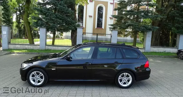 BMW Seria 3 318d Touring