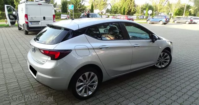 OPEL Astra 1.6 CDTI Active